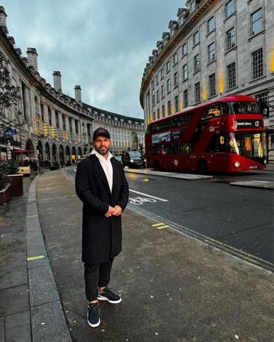 Sergio Agüero Brings Urban Chic to London's Streets
