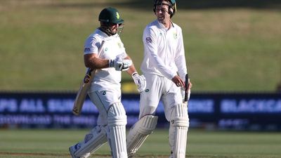 ‘Hard graft’ from all-rounders leads South Africa fightback