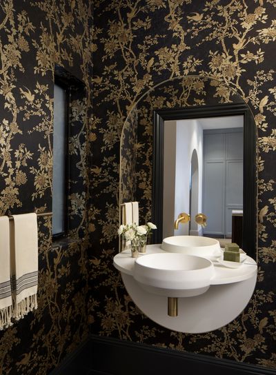 Should You Really Wallpaper a Bathroom? Here Are 5 Considerations from the Experts