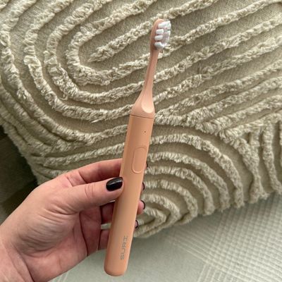 I've convinced my entire family to get the SURI toothbrush - here's why you'll want to invest in one, too