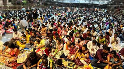 Jnana Saraswati temples witness unprecedented rush on Vasanta Panchami day