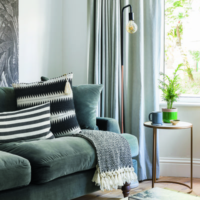 Does a living room need a side table? Home decor experts unanimously agree