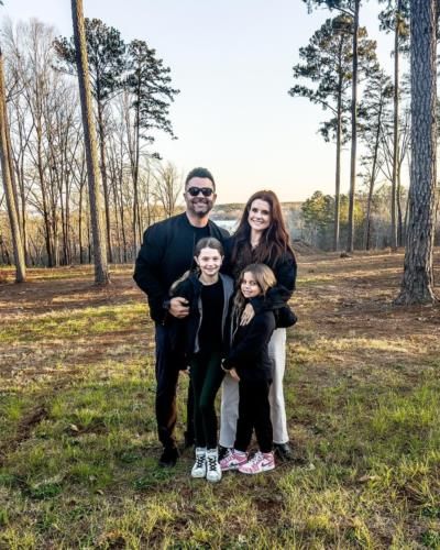 Capturing Love: Nick Swisher's Heartwarming Valentine's Day Photoshoot