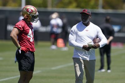 49ers assistant head coach Anthony Lynn leaving to join Commanders