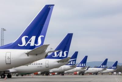SAS Plane Collides with Fence at Oslo Airport, Minor Damage