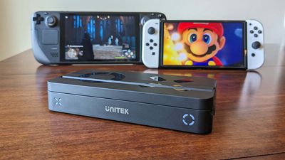 This tiny TV dock lets you swap between Nintendo Switch and Steam Deck, and I love it
