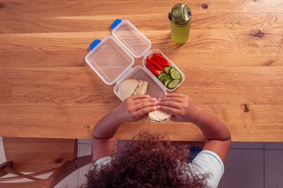 How to make school lunches healthier