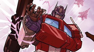 The Decepticons get some fan favorite reinforcements in an explosive new issue of Transformers
