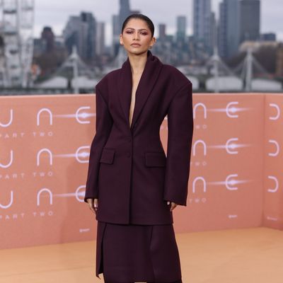 Zendaya Wore Roksanda's Low-Cut Suit Before It Went Down the Runway