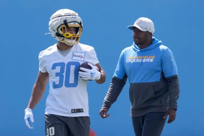 Saints expected to hire former Chargers RB coach Derrick Foster