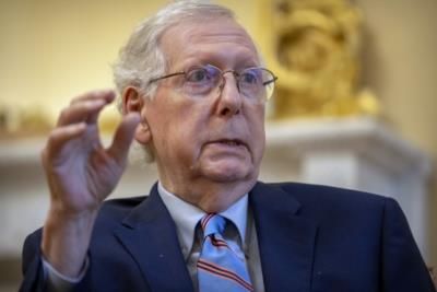 McConnell defends Ukraine aid, blames Trump for chaotic situation