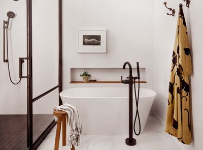People With Spa Bathrooms Will Likely Have These 8 Things — Get the Look With Our Checklist