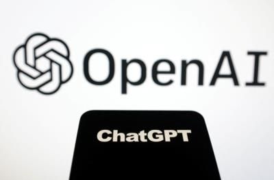 ChatGPT struggling again, users experiencing error messages, OpenAI investigating the issue