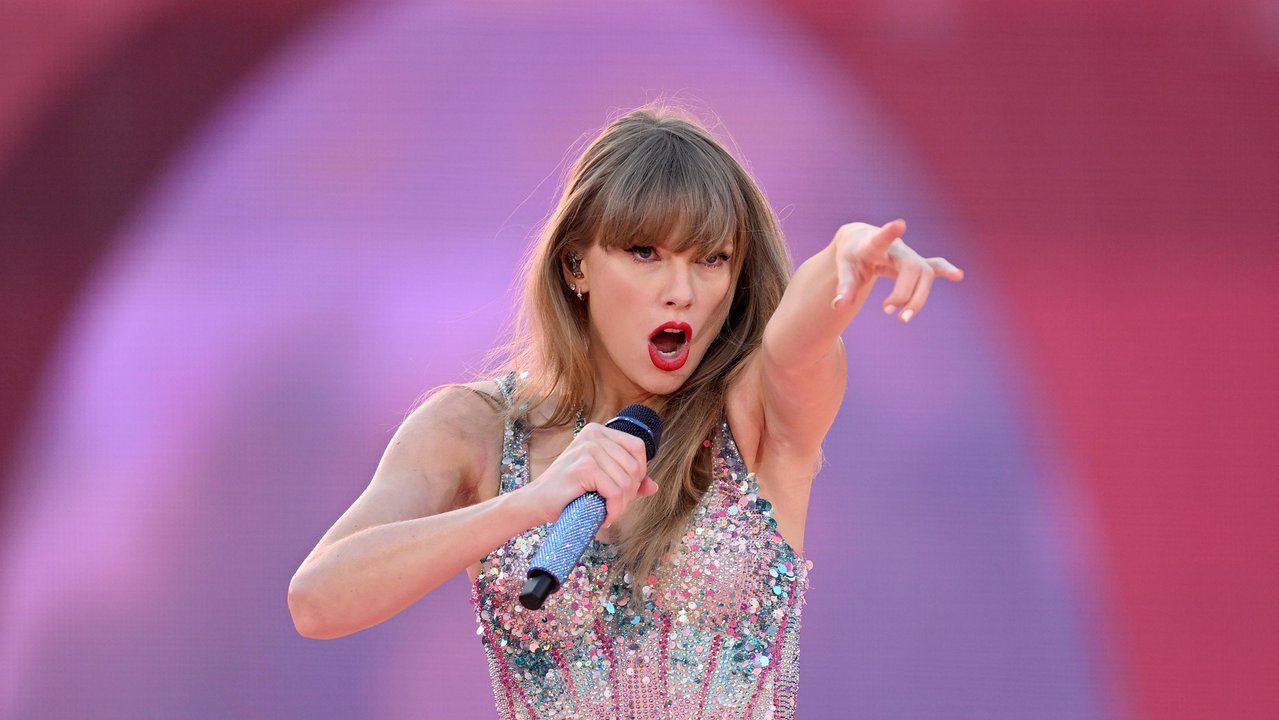 Taylor Swift plays a recordbreaking night at the MCG