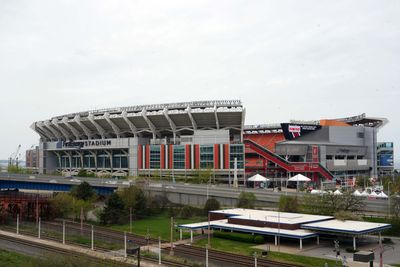 Browns fans divided after reported desire for dome in Cleveland