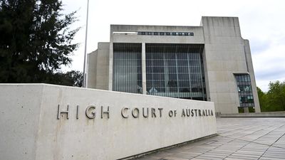 Unwilling deportee tests High Court detention ruling