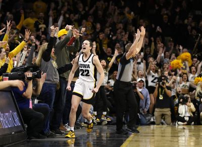 Caitlin Clark’s family had the most wholesome reaction to her breaking the NCAA scoring record