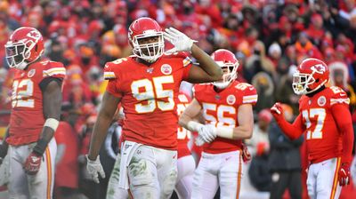 Possible Bengals target Chris Jones declares he isn’t leaving Chiefs