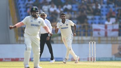 Ind vs Eng | R. Ashwin becomes 2nd Indian to take 500 Test wickets