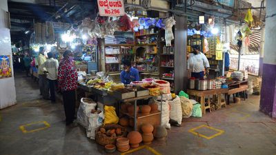 Shops, business establishments in Bengaluru to be open till 1 a.m.