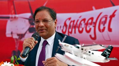 SpiceJet’s Singh vies with Sky One in bidding for Go First