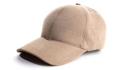 How to wash a baseball cap without losing its shape