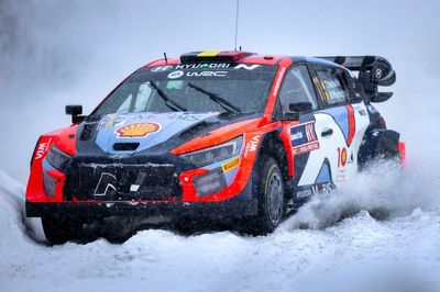 Neuville: Fuel pressure problem not tactics to blame for Rally Sweden delay