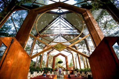 LA ‘glass church’ designed by Frank Lloyd Wright’s son shuts amid landslide fears