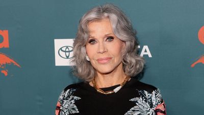 Jane Fonda's quintessential library masters 'bookshelf wealth' – the most personal trend to date