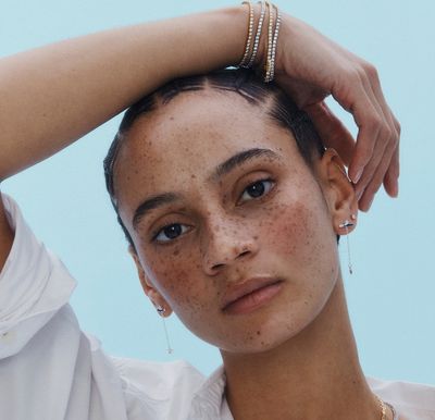 Online Jewelry Destination Oak and Luna Serves Up a Timeless New Tennis Collection