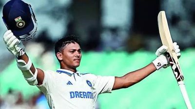 India vs England, 3rd Test: Yashasvi Jaiswal’s blistering ton puts hosts 322 runs in front with 8 wickets in hand at stumps