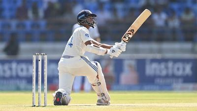 Watch - Yashasvi Jaiswal puts James Anderson to the sword with a hat-trick of sixes