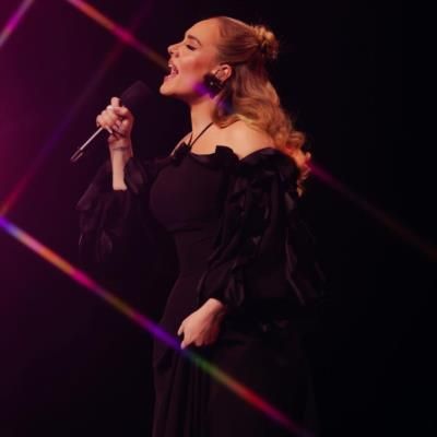 Adele's Captivating Concert: A Soulful Serenade in Motion