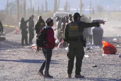 Border crisis escalates as Chinese migrants surge into the US