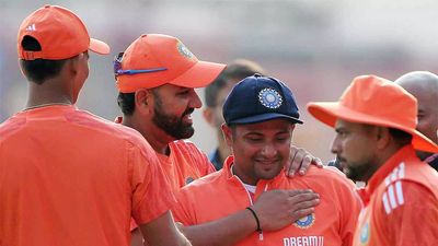 India vs England, 3rd Test: Sarfaraz Khan is hungry for runs, says Rohit Sharma