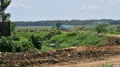 Summer gives an opportunity to regenerate Bengaluru lakes