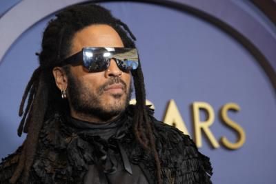 Lenny Kravitz honored as People's Music Icon at 2024 awards