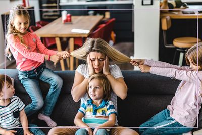 Professional nanny reveals why children pull parents’ hair to get their attention - here’s how to stop them doing it