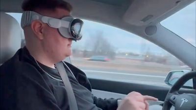 You shouldn’t use an Apple Vision Pro while driving, but the company is seriously thinking about letting you do so