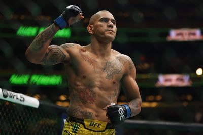 UFC 300 headliner Alex Pereira open to quick turnaround for UFC 301 in Rio