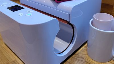HTVRONT Auto Tumbler Heat Press review: a large pro craft machine that's not for everyone