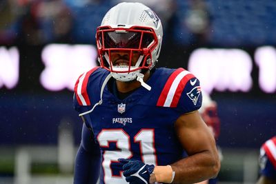 Patriots reportedly cutting veteran safety Adrian Phillips