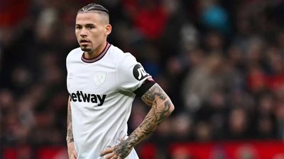 'I'm sorry': Pep Guardiola apologizes to Kalvin Phillips for weight comments