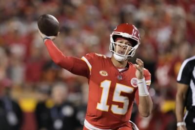 Patrick Mahomes Celebrates Daughter's Birthday With Family In Texas