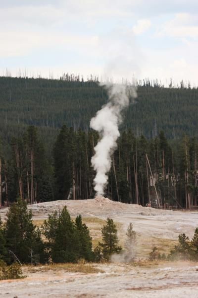 Exploring America's Magnificent Geysers: Nature's Hot Springs
