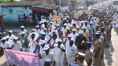 Rameswaram fishermen take out procession demanding release of colleagues jailed in Sri Lanka