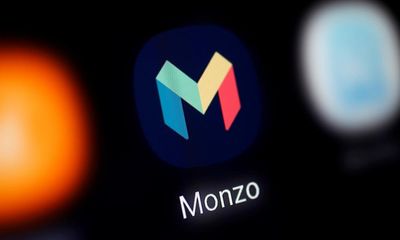 Monzo to clinch extra £350m from investors before expected listing