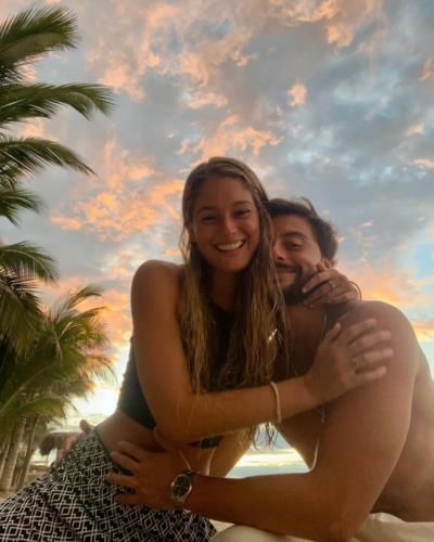 Camila Díaz And Husband Enjoying Beach Moments Together
