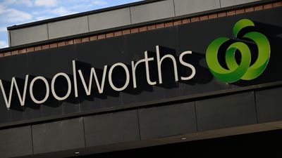 Woolies CEO quits as pressure and grocery prices rise