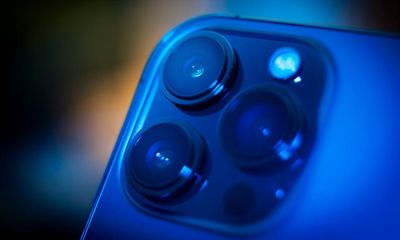 Stop putting your wet iPhone in rice, says Apple. Here’s what to do instead